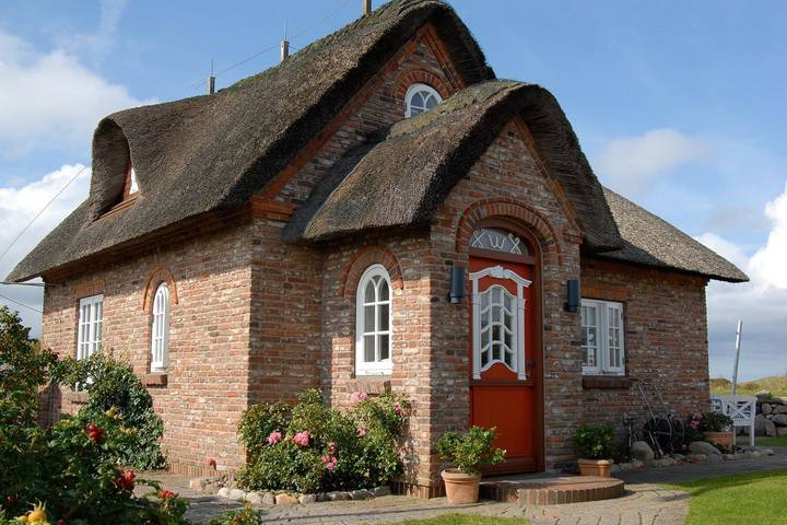 Ferienhaus für 4 Personen, mit Garten und Ausblick sowie Terrasse in Rantum