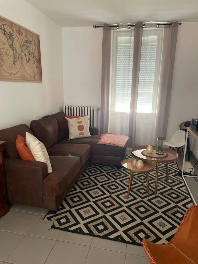 Location de vacances pour 4 personnes, avec terrasse à Vierzon