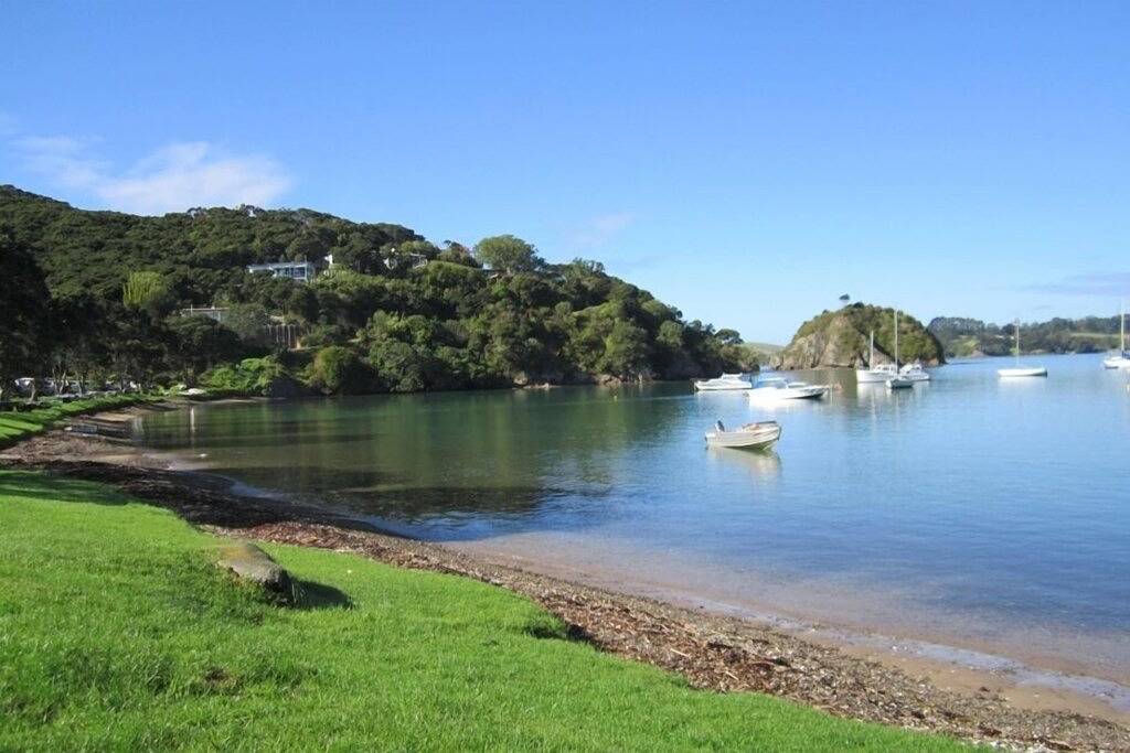 Ein echter bequemer Kiwi Bach in Kerikeri, Bay Of Islands