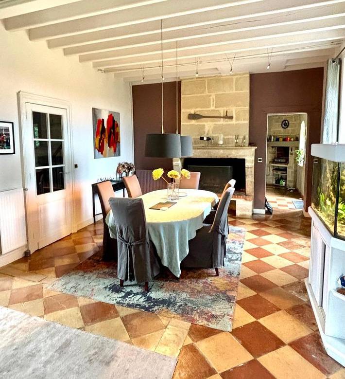 Location de vacances pour 8 personnes, avec jardin ainsi que vue et piscine à Preignac - 4