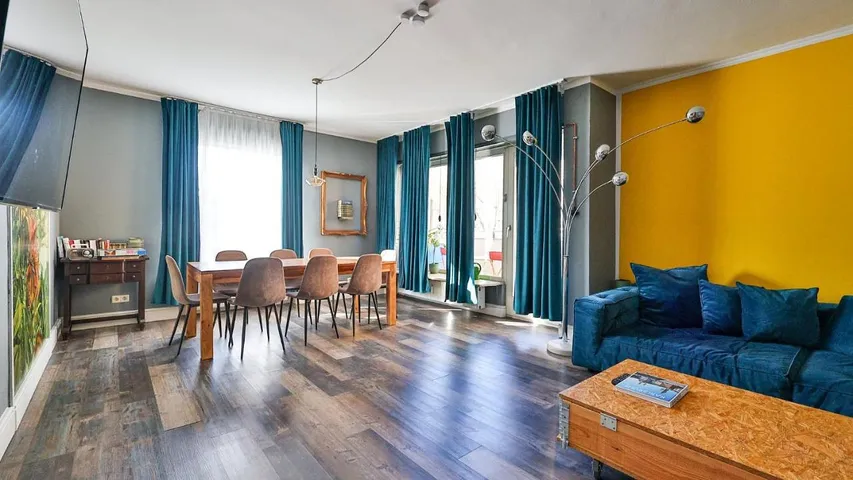 Cały apartament, Three-Bedroom Apartment in Karlsruhe, Równina Renu