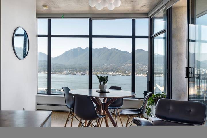 Gîte pour 4 personnes, avec balcon et piscine, adapté aux familles à Vancouver - 2