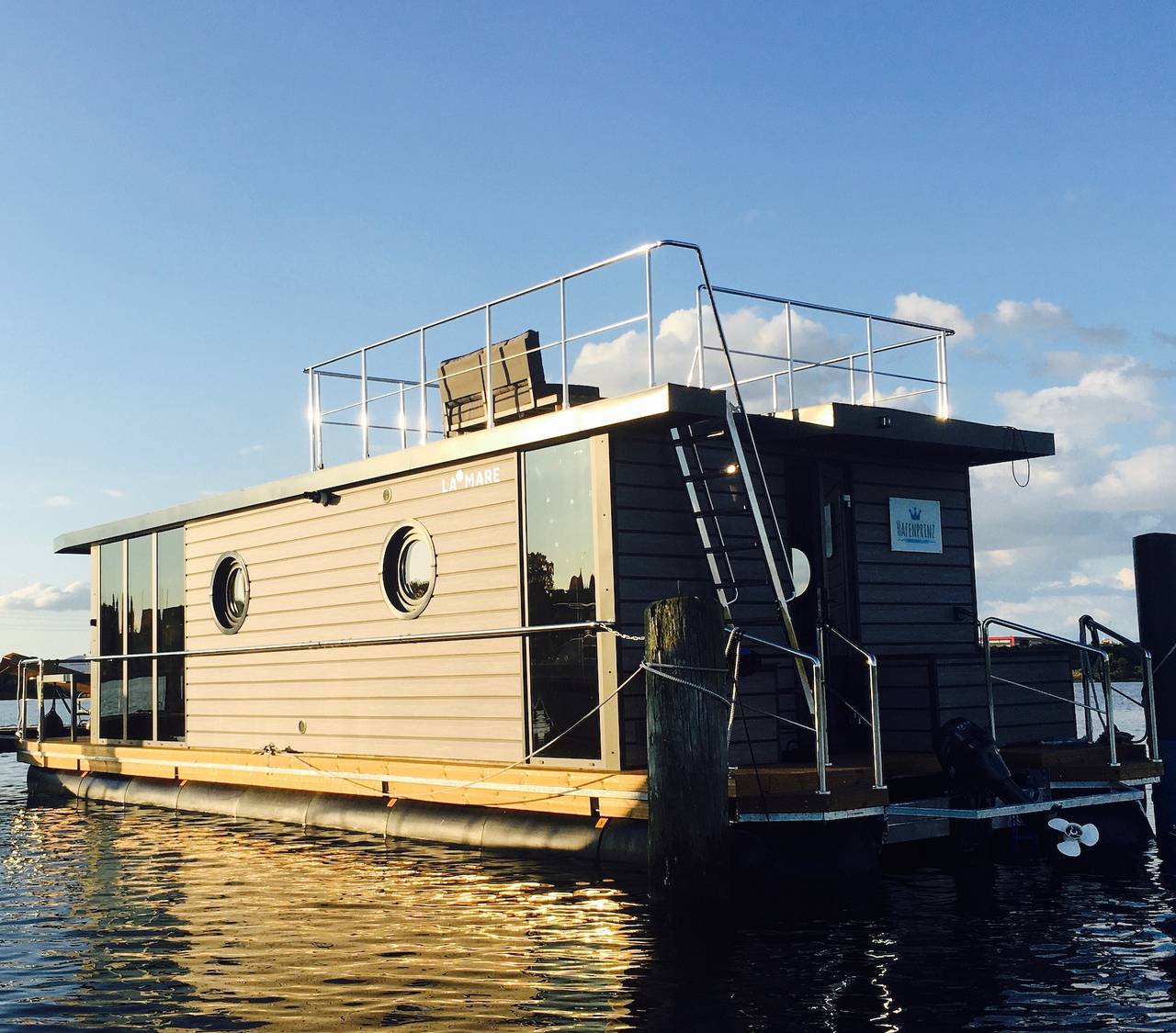 Entspannen auf dem hausboot "hafenprinz" in Travemünde, Lübeck