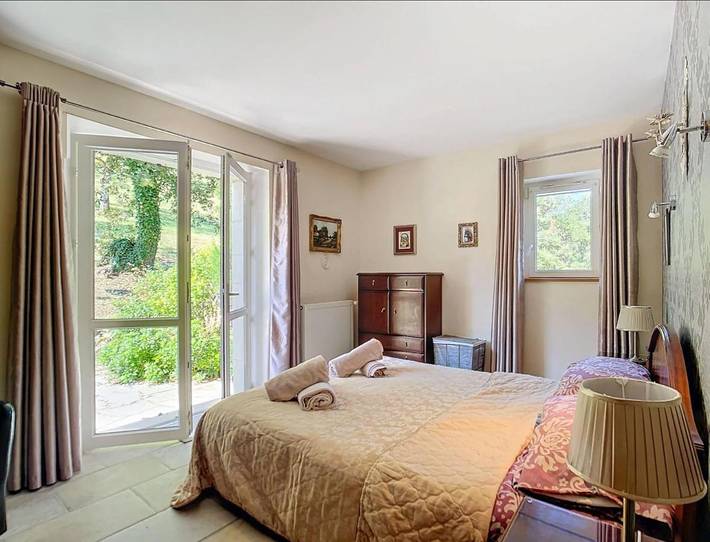 Gîte pour 9 personnes, avec piscine ainsi que vue et jardin à Saint-Germain-du-Bel-Air - 2