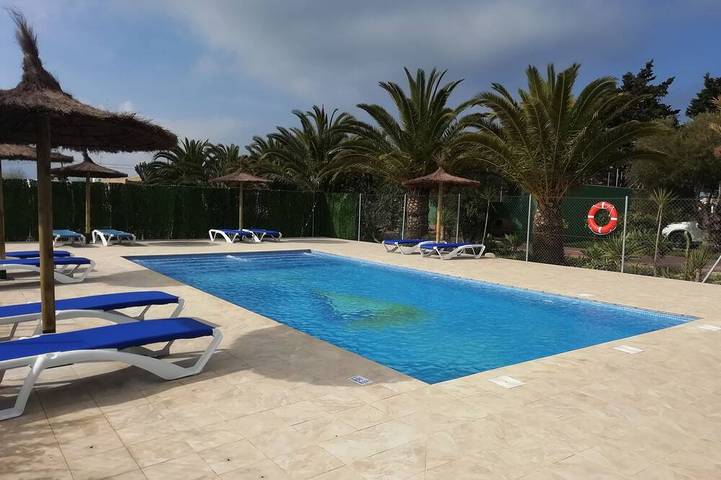 Casa rural para 5 personas, con piscina y jardín, Se admiten mascotas en Zahora