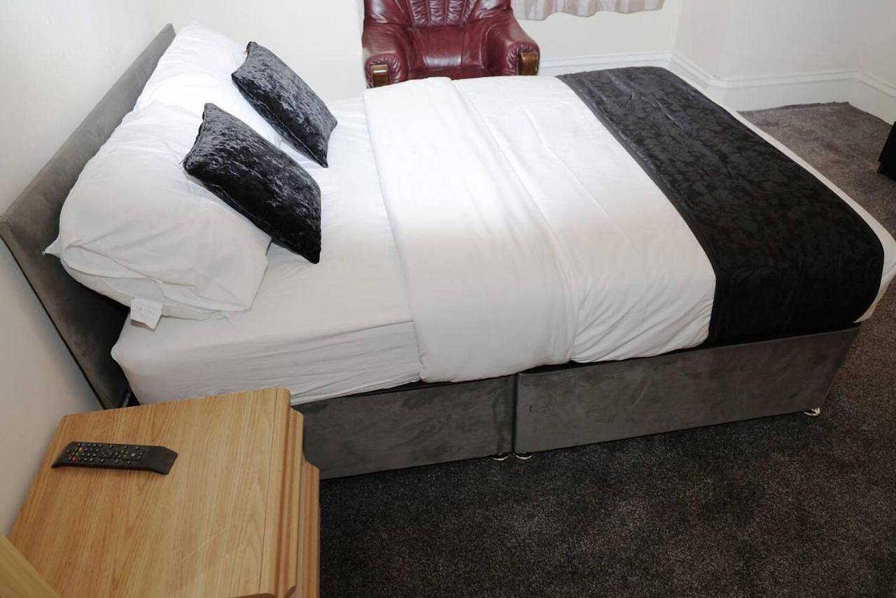Double Room with Park View in Newcastle upon Tyne, Tyne and Wear