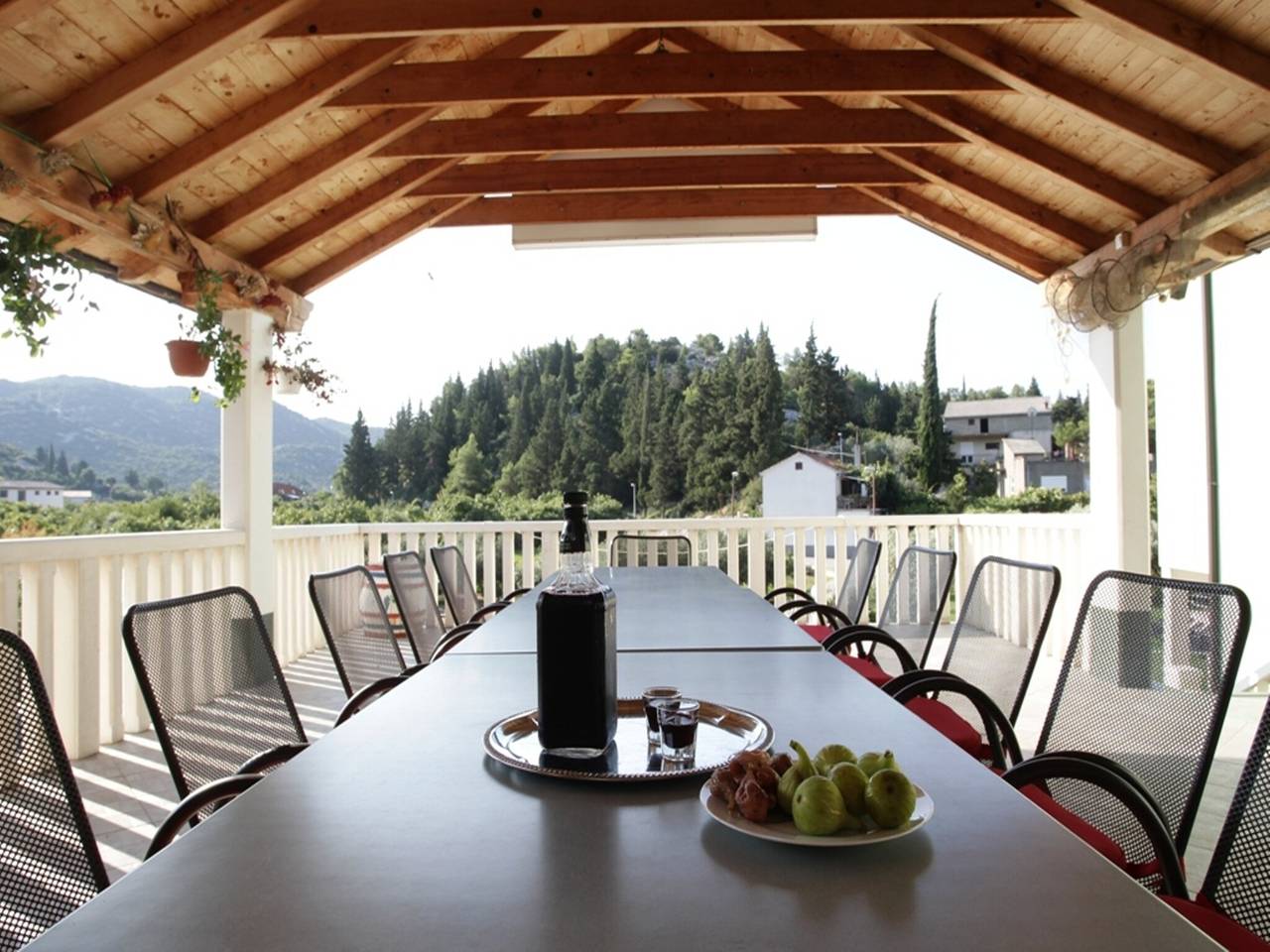 Gemütliche Villa in Ploce mit Gemeinschaftspool in Peračko Blato, Dubrovnik-Neretva