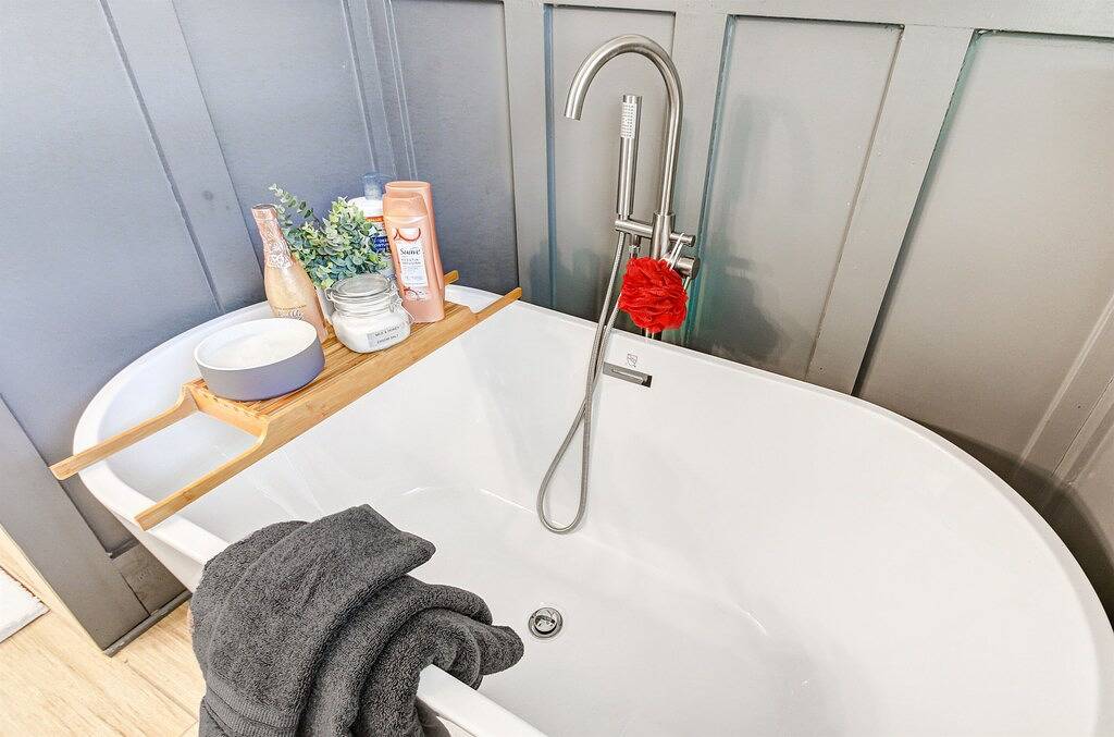 3 Miles to Braves + Pickleball + Fire pit + Ev charger in Cobb County