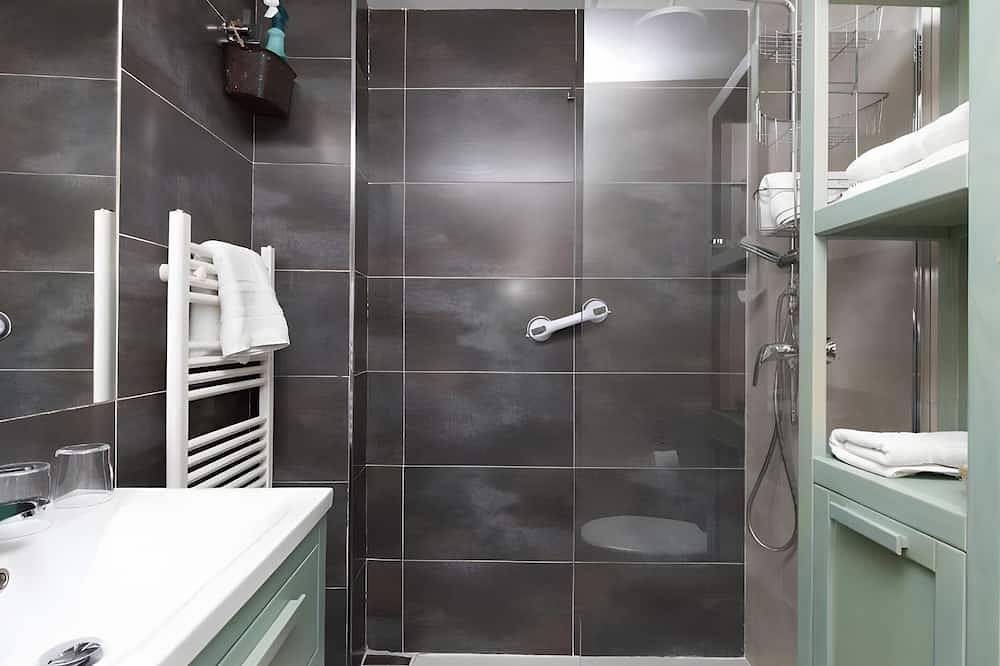 Apartamento entero, Apartamento 'Apartamento Rica' con terraza privada, Wi-Fi y aire acondicionado in Daroca, Provincia de Zaragoza