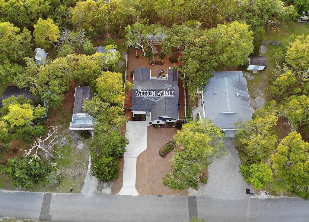 Professionell gestalteter 3br / 2ba-Eicheninsel-Rückzug: The Wooden Whale in Oak Island (NC), Brunswick County