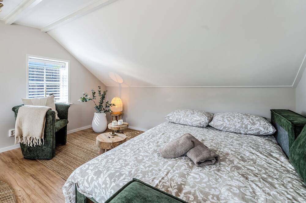 Ganze Wohnung, Luxuriöser Aufenthalt mit Sauna und Whirlpool in Veluwe