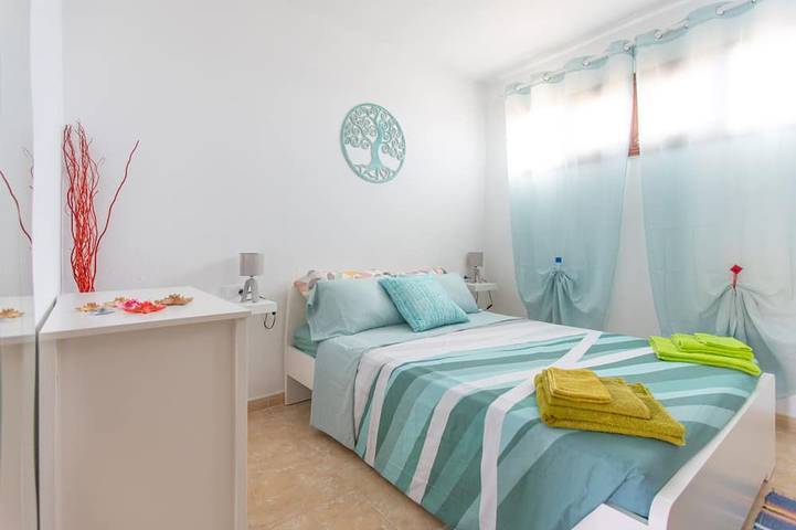 Iris Holiday House in Costa de Antigua, Antigua