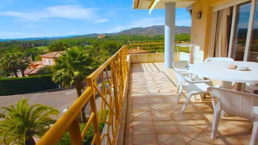 Location de vacances pour 4 personnes, avec Terrasse dans Golf et Tennis Club de Valescure - 3