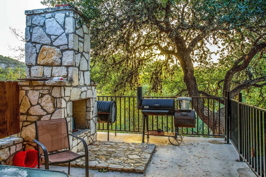 Cedar Grove @Frioriverresorts in Concan, Uvalde County