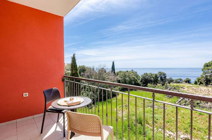 Gîte pour 2 personnes, avec balcon ainsi que vue sur l’océan et sauna à Cavtat