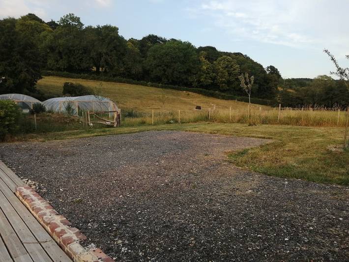 Gîte pour 8 personnes, avec jardin et terrasse, animaux acceptés à Osmoy-Saint-Valery