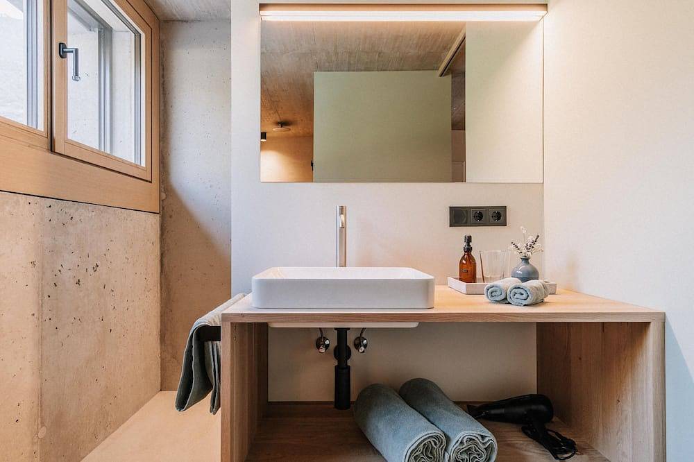 Ganze Wohnung, Traumurlaub: Studio \"St. Martin\" auf dem Bio Bauernhof Langstrein. in Latsch, Nationalpark Stilfser Joch