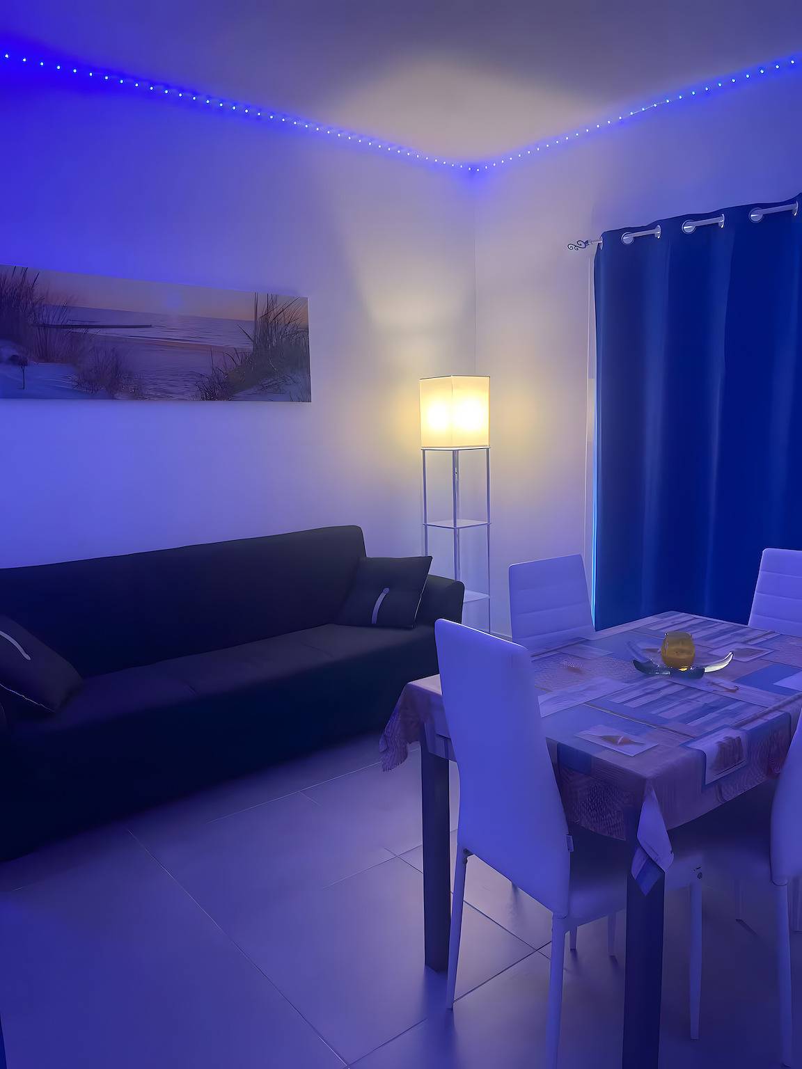 Entire apartment, Apartment 'De Playa' with Sea View, Balcony and Air Conditioning in Calafell, Costa Dorada