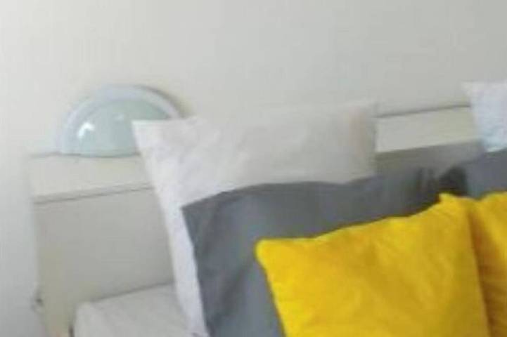 Gîte pour 3 personnes à Arbonne-la-Forêt