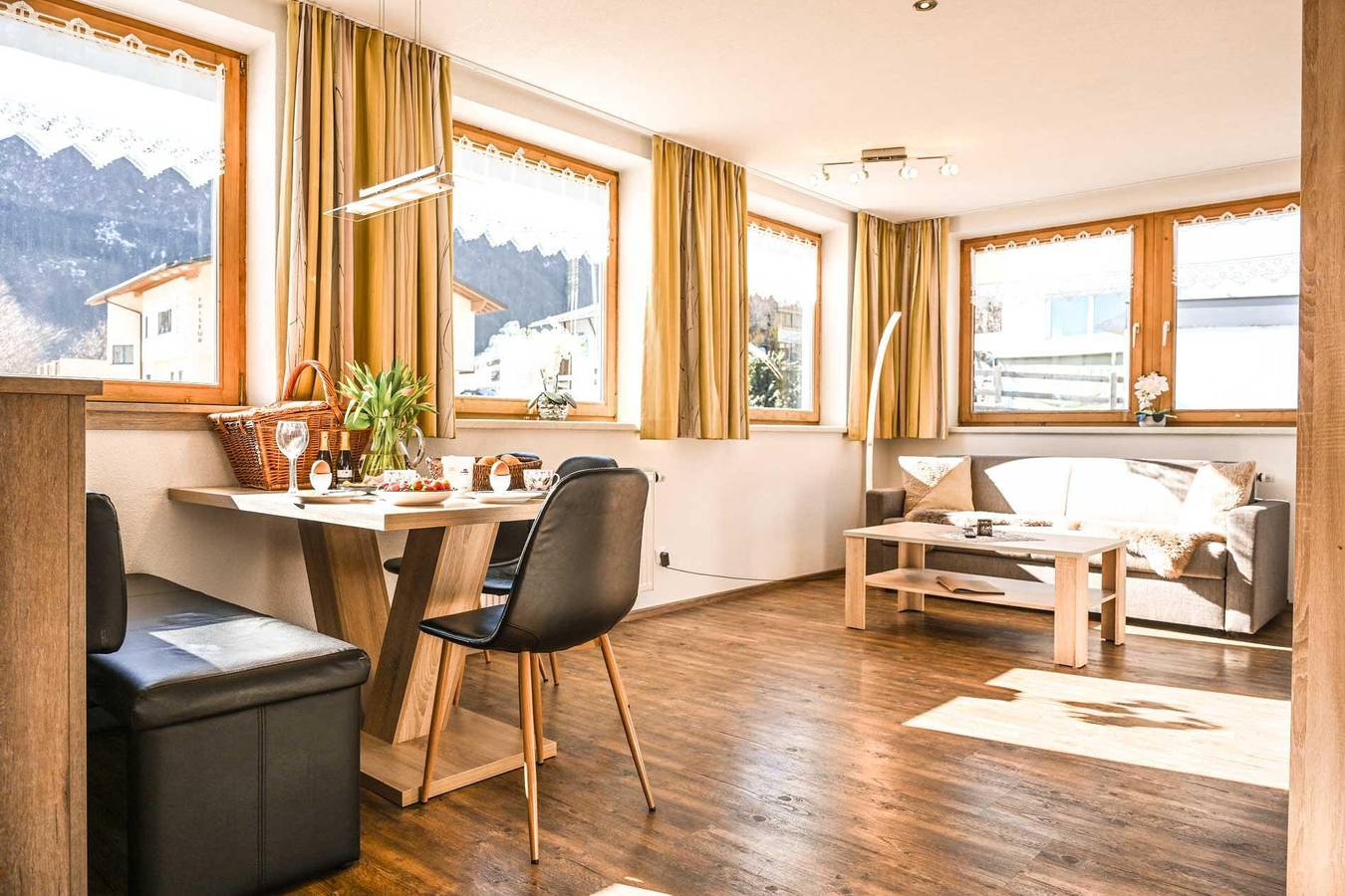 Ganze Ferienwohnung, Appartement 1 in Elbigenalp, Allgäuer Alpen (Österreich)