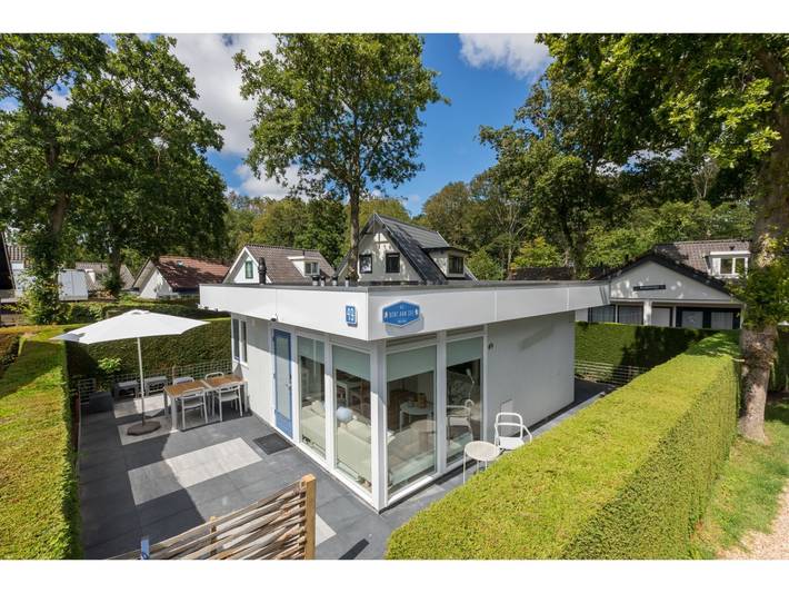Glamping voor 4 personen, met terras, kindvriendelijk in Walcheren