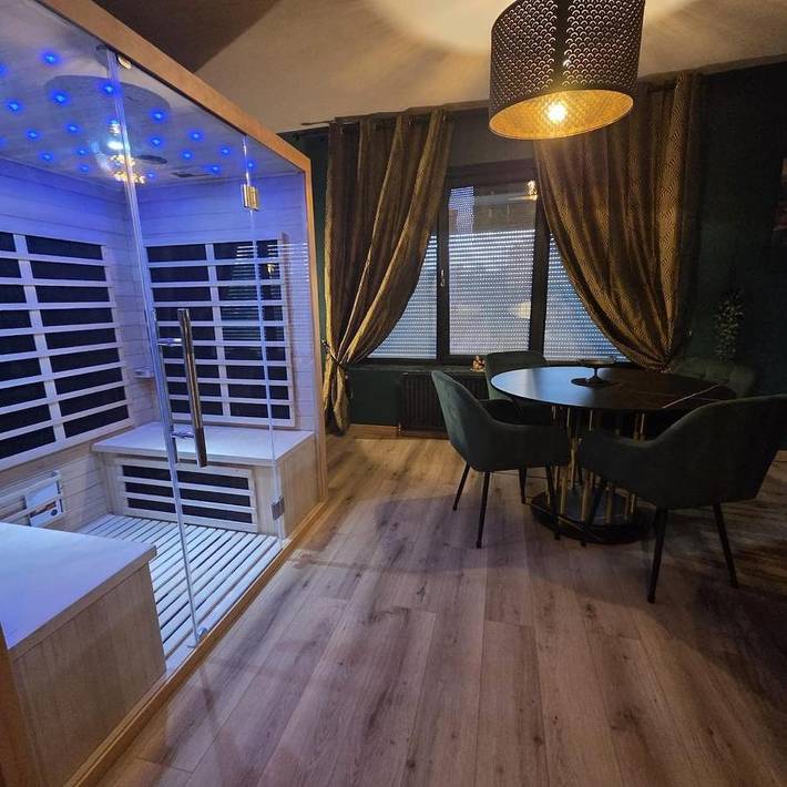 Ferienhaus für 4 Personen, mit Sauna und Terrasse sowie Whirlpool - 1