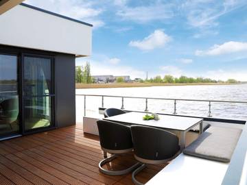 Hausboot für 6 Personen in Ribnitz, Ribnitz-Damgarten, Bild 4