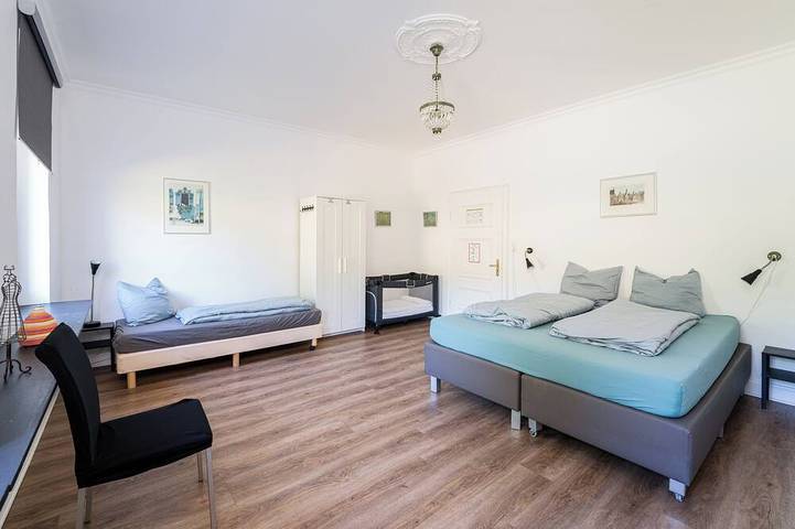 Ferienhaus für 26 Personen, mit Garten und Terrasse in Medebach - 2