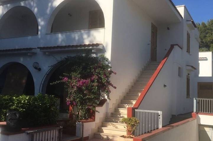 Maison de vacances pour 8 personnes, avec balcon et jardin à Lido Pizzo