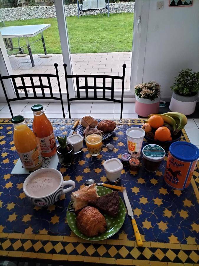 Appartement de vacances entier, Double Room in Douvres-la-Délivrande, Région de Caen