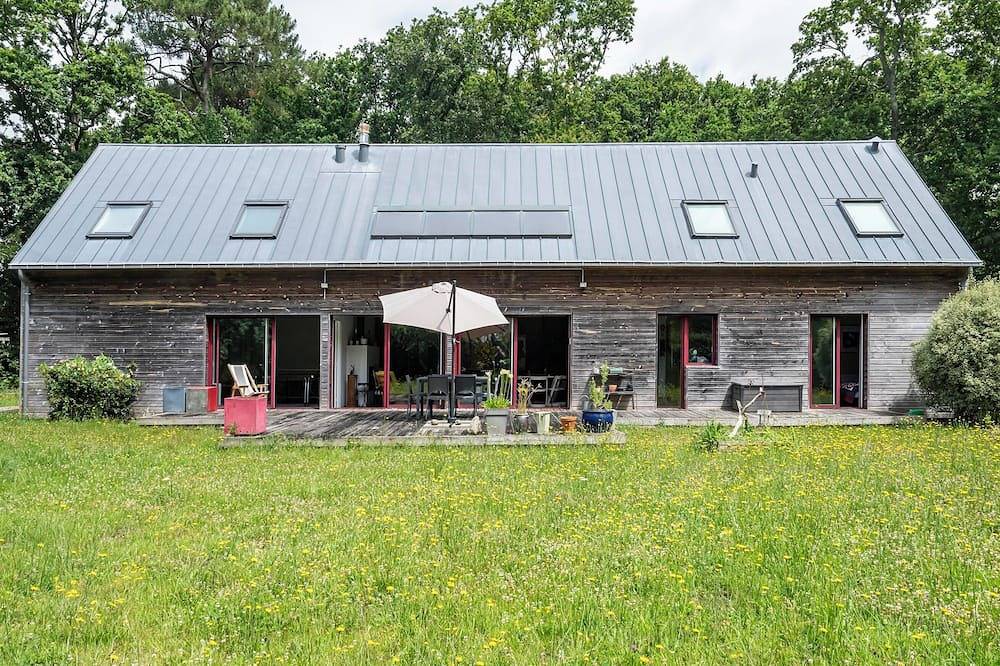 Modern and ecological house with large garden in Riec-sur-Bélon, Quimper und Umgebung
