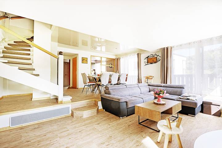 Ferienhaus für 8 Personen, mit Balkon und Terrasse sowie Garten und Pool in La Bresse - 2