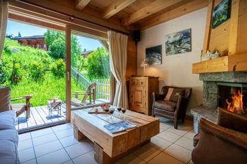 Chalet pour 8 personnes, avec sauna et balcon, adapté aux familles dans Chinaillon