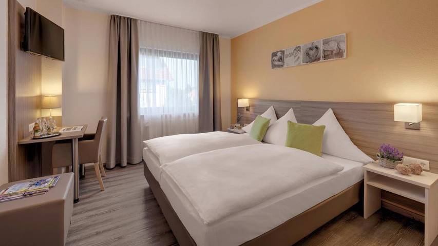 Ferienhaus für 2 Personen, mit Terrasse und Garten in Obrigheim (Pfalz)