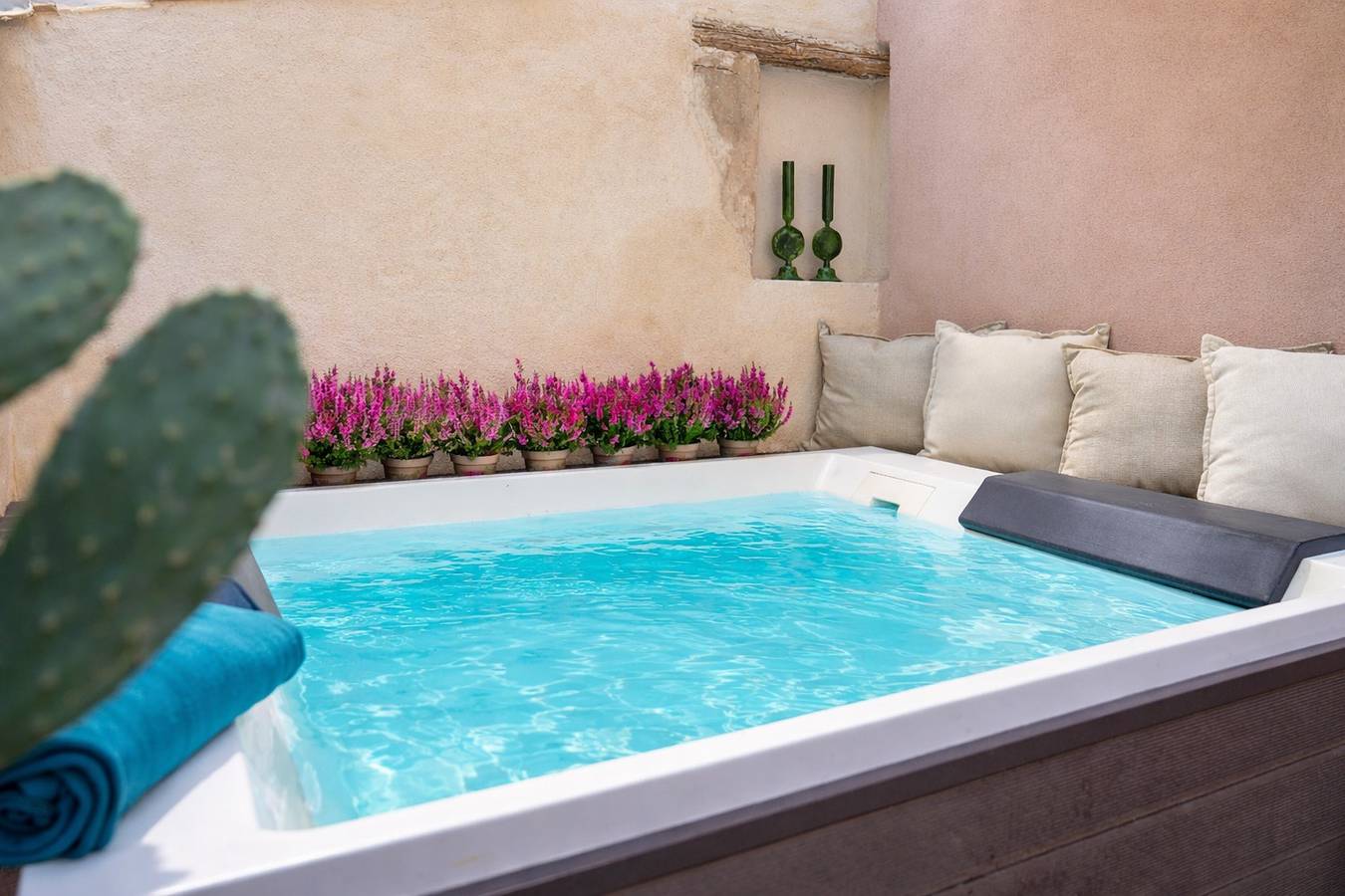 Appartamento intero, Moscato & jacuzzi Sicilymyhome in Noto, Noto e dintorni