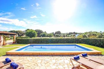 Villa in Pollença, Serra de Tramuntana für 4 