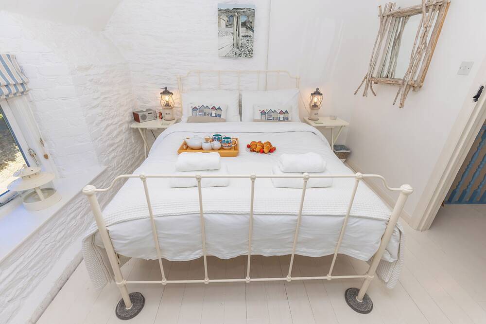 The ideal rural Devon retreat for two in Noss Mayo in Newton and Noss, South Devon