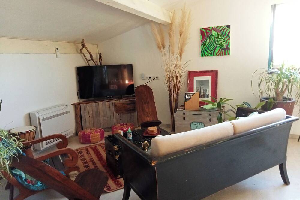 Logement de charme avec piscine et spa in Carnoules, Côte méditerranéenne (France)