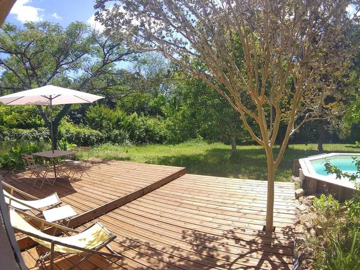 Location de vacances pour 4 personnes, avec piscine ainsi que jardin et vue à Saint-Méard-de-Gurçon - 4
