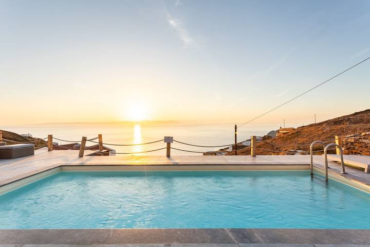 Villa pour 6 personnes, avec Jardin et Piscine dans Kea