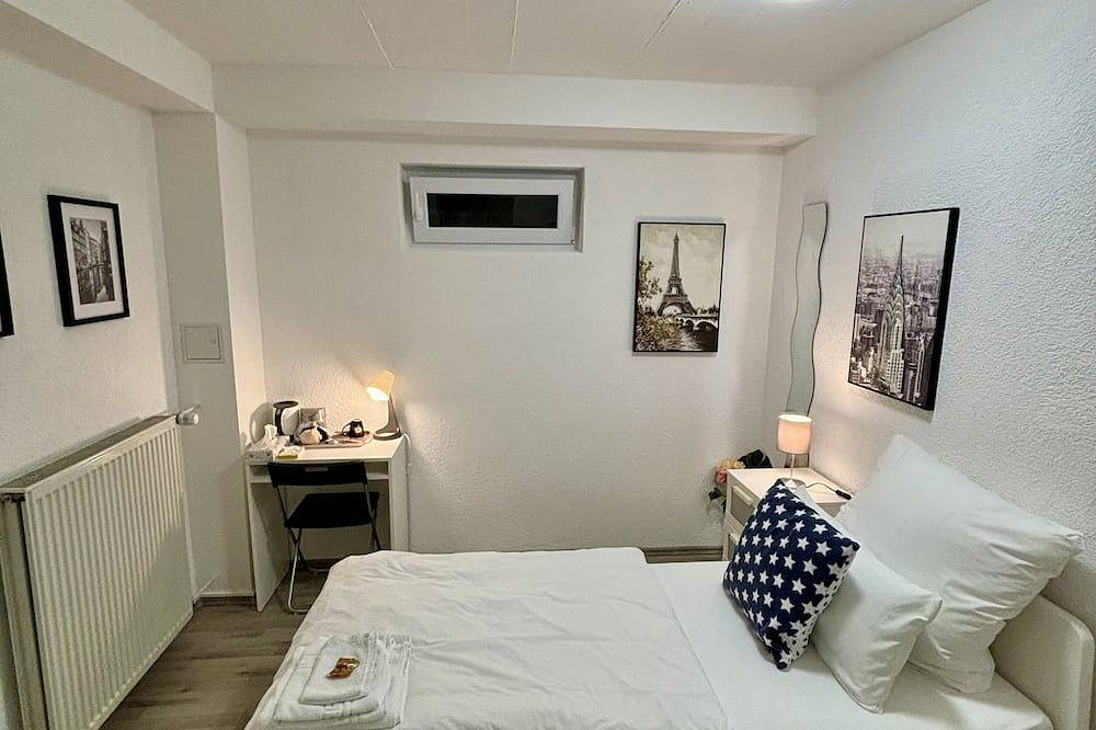 Ganze Wohnung, Ruhiges & gemütliches Einzelzimmer in Top Lage in Langenfeld (Rheinland), Kreis Mettmann