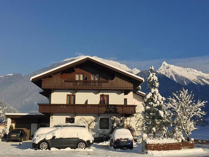 Chambre d’hôte pour 6 personnes, avec terrasse à Mayrhofen - 2