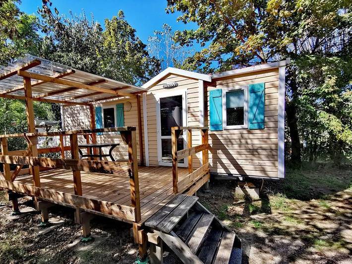 Camping Les Hortensias - Mobilheim 6 personen - Mobilheim 2 Schlafzimmer+ am Sonntag (Juli/August) in Rosières (Ardèche), Parc naturel régional des Monts d'Ardèche