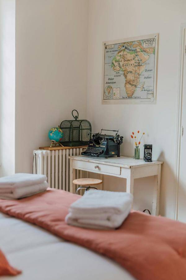 Large Family House Near Fontainebleau in Ville-Saint-Jacques, Seine-et-Marne