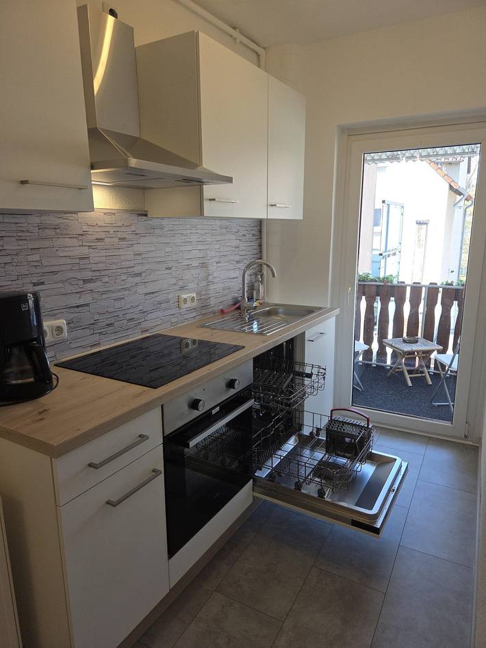 Ganze Ferienwohnung, Ferienwohnung 2 mit Balkon in Hameln, Landkreis Hameln-Pyrmont