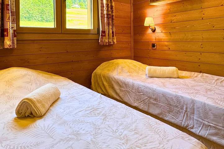 Gîte pour 4 personnes, avec jardin à Mont-Saxonnex - 2