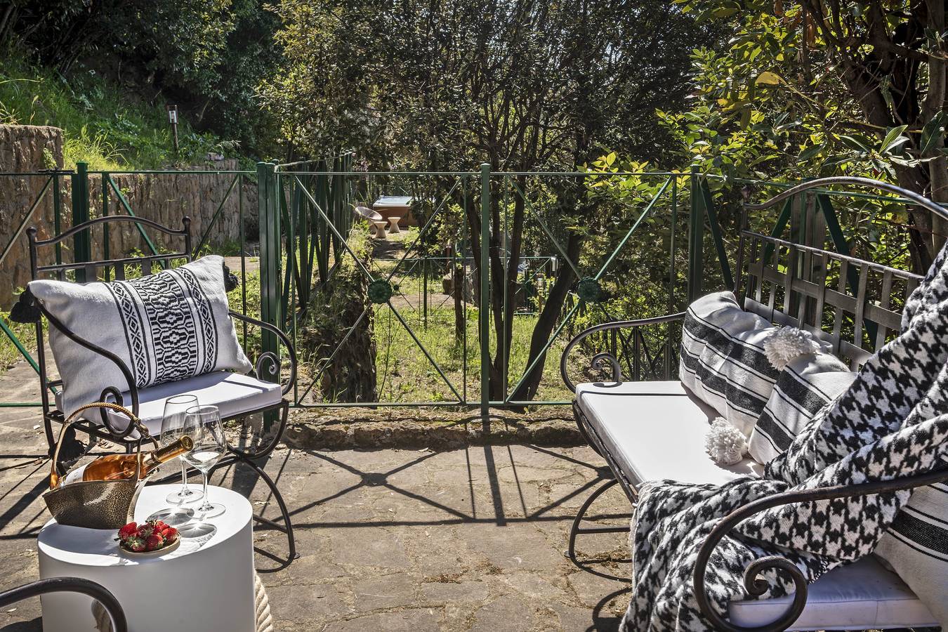 Villa Flavia in Rome City Center, Rome