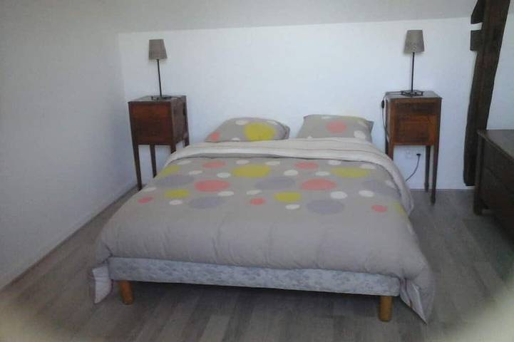 The house of La Digue, 2 bedrooms with terrace and parking in Blois, Blois region