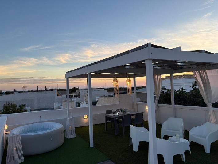 Ferienhaus für 5 Personen, mit Garten und Ausblick in Specchiarica