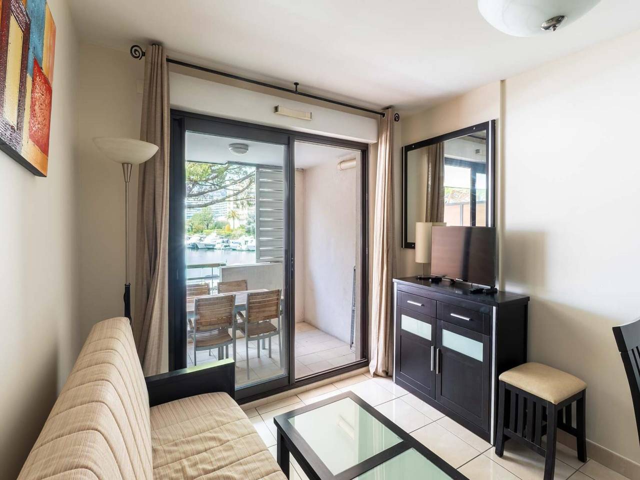 Apartment in Mandelieu-la-Napoule mit Pool in Mandelieu-la-Napoule, Massif de l'Esterel